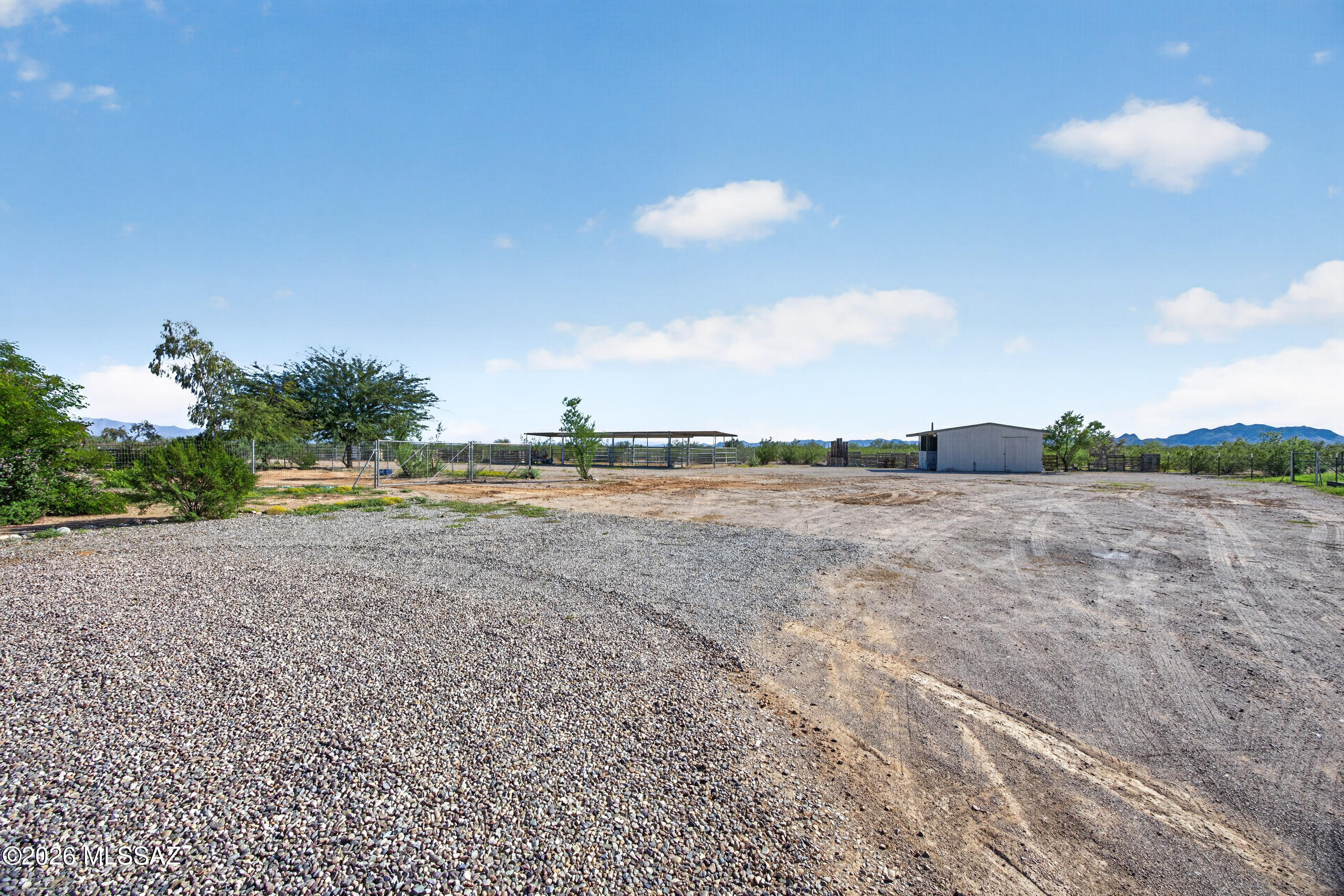 18123 W Lickskillet Lane