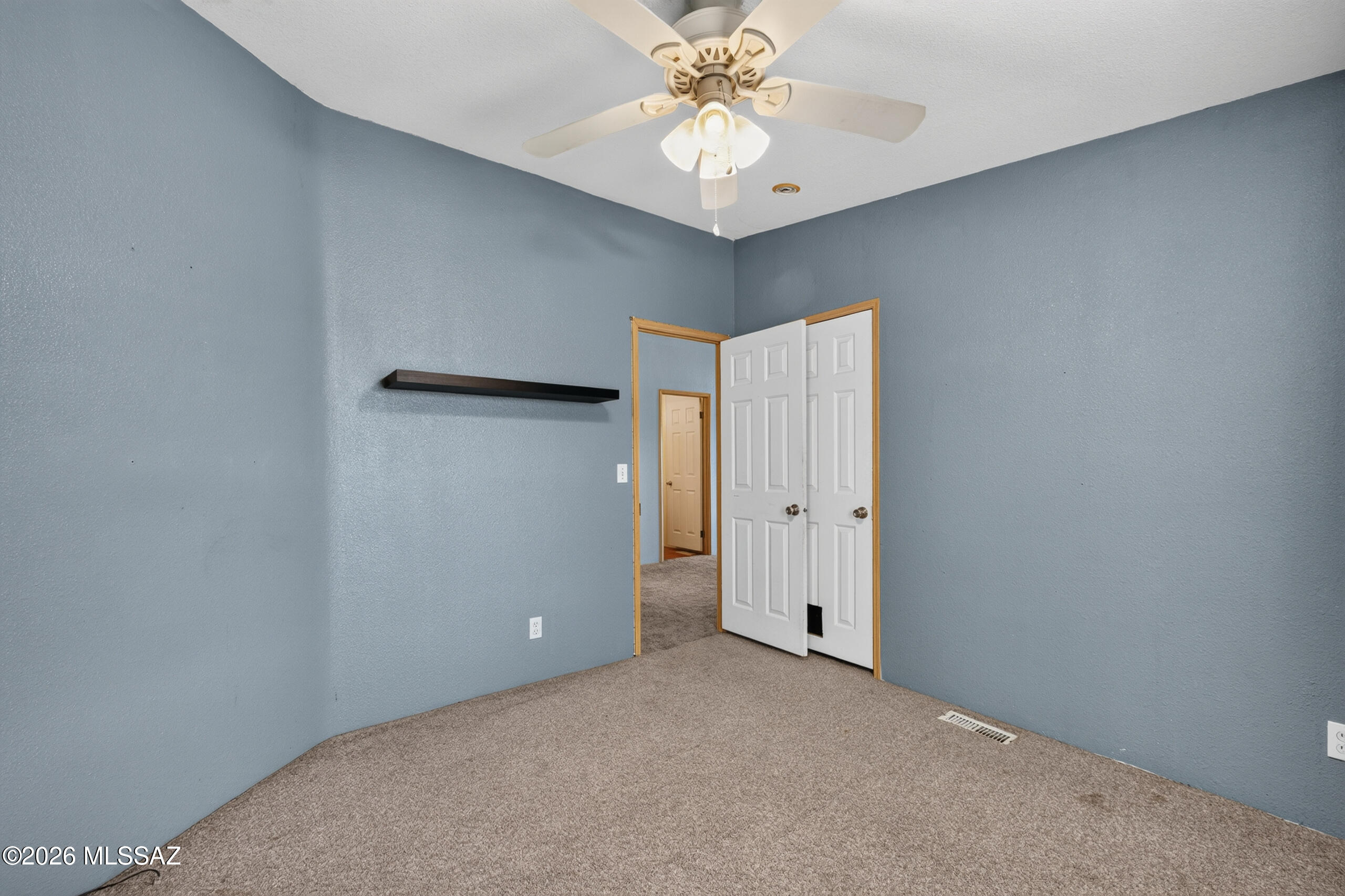 18123 W Lickskillet Lane