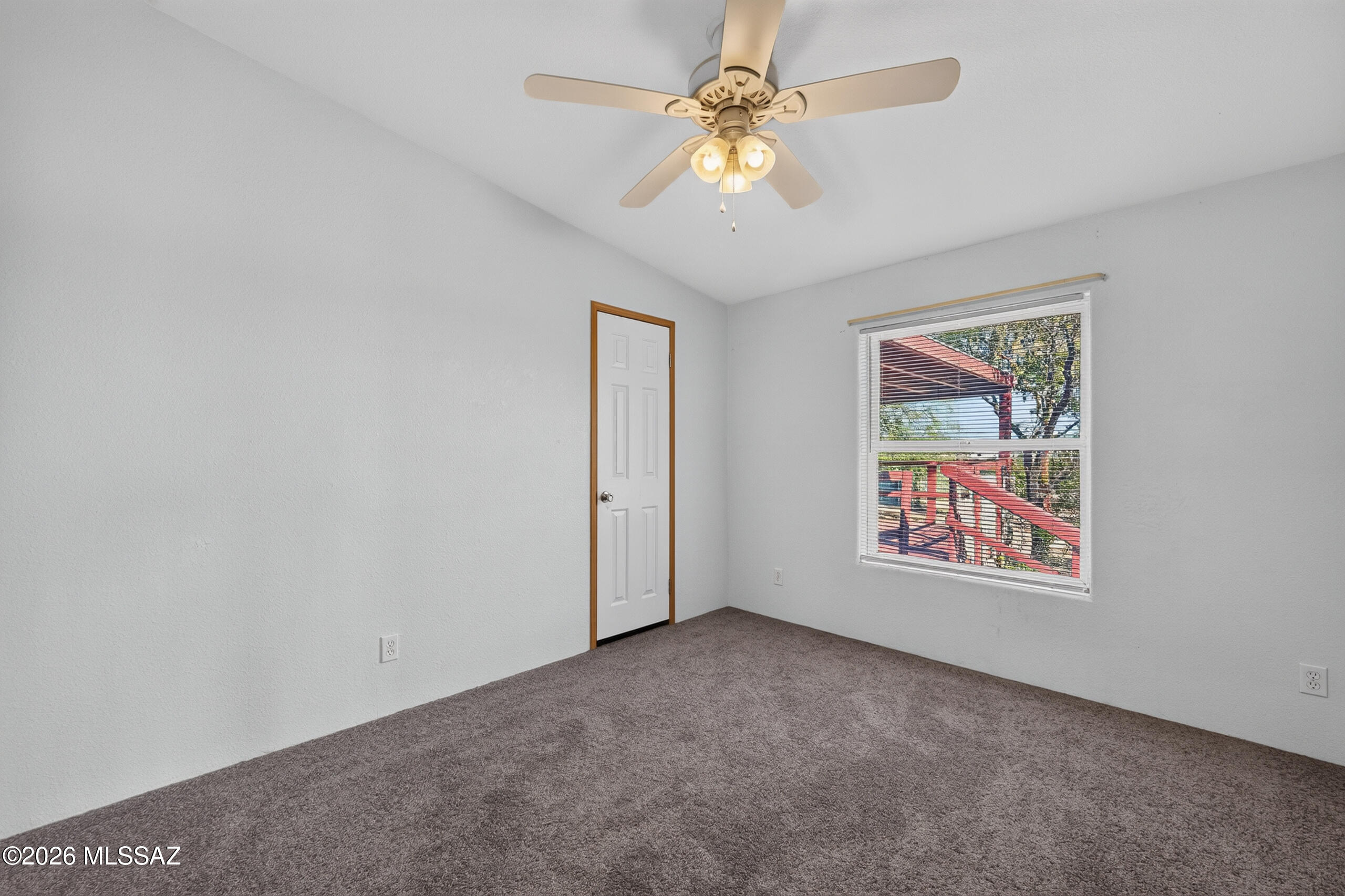 18123 W Lickskillet Lane