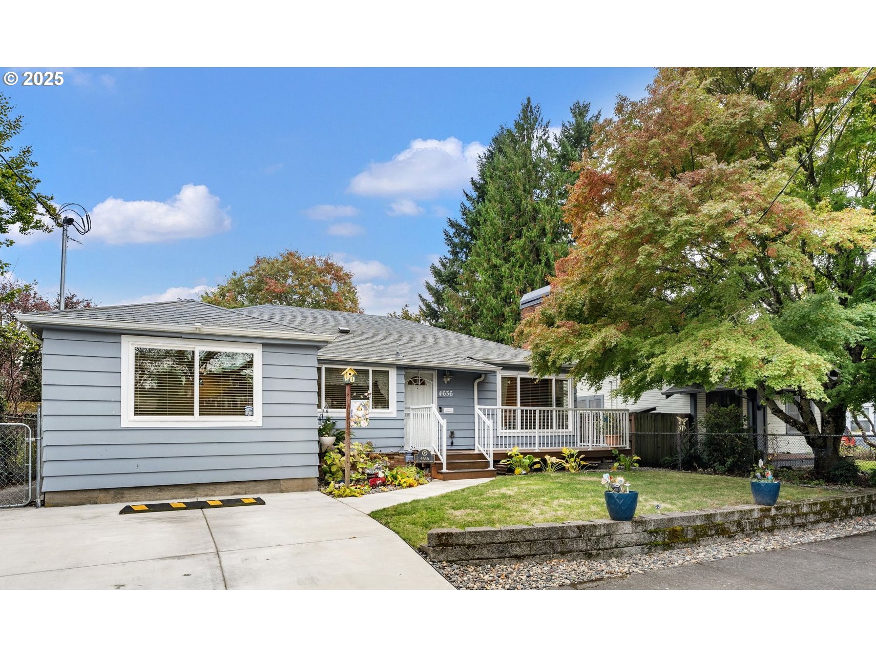 4636 SE IVON ST, Portland