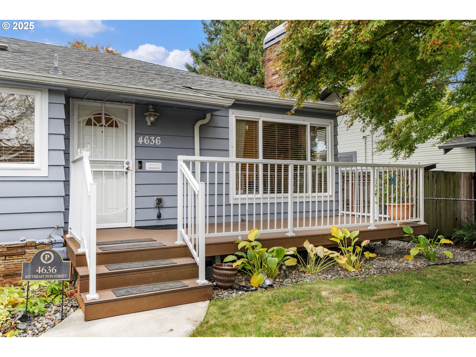 4636 SE IVON ST, Portland