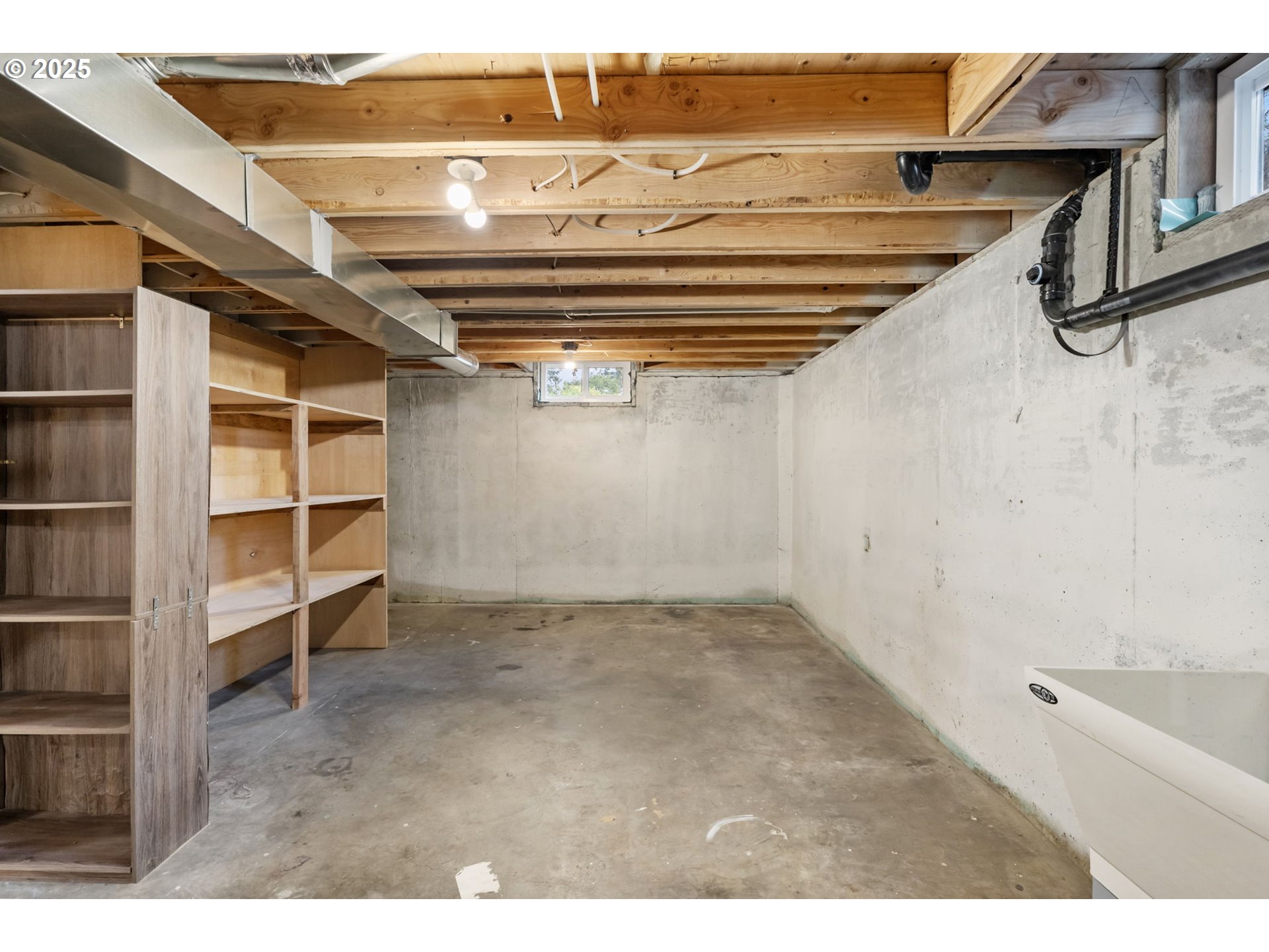 4636 SE IVON ST, Portland