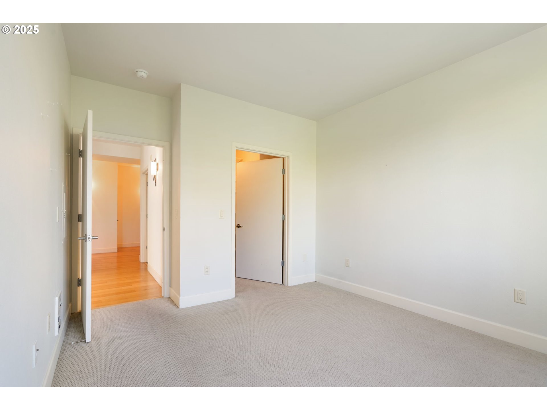 1125 NW 9TH AVE 302