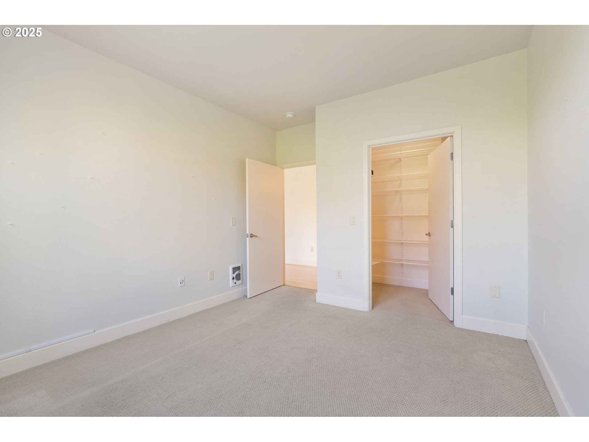 1125 NW 9TH AVE 302