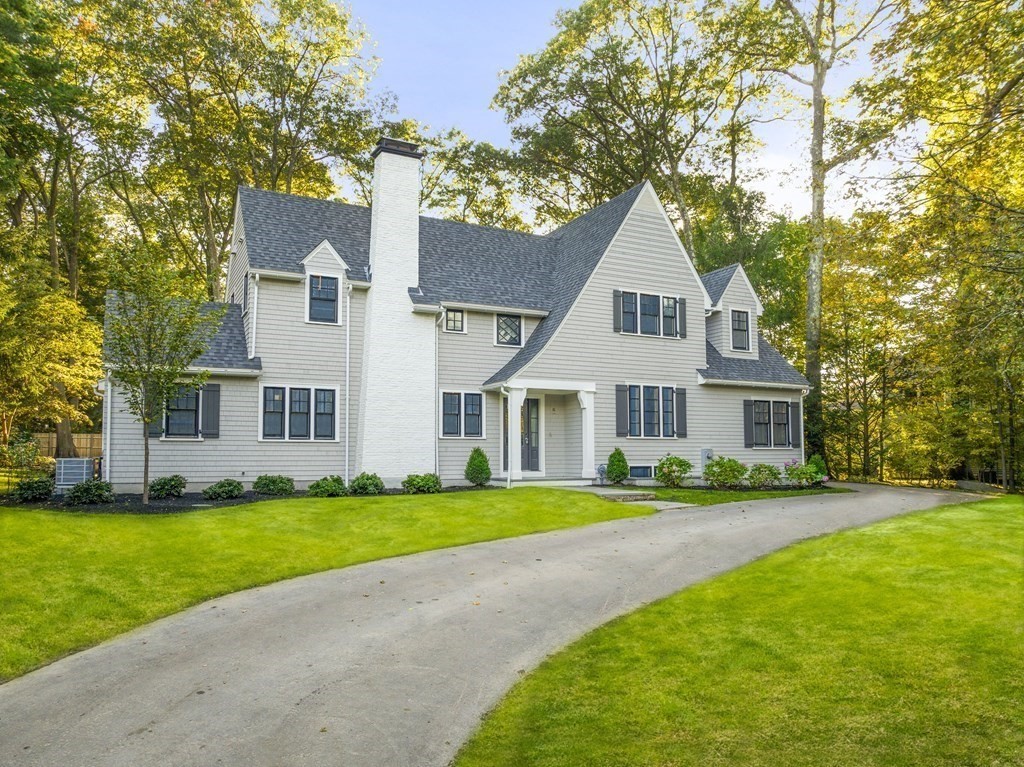 77 Forest St