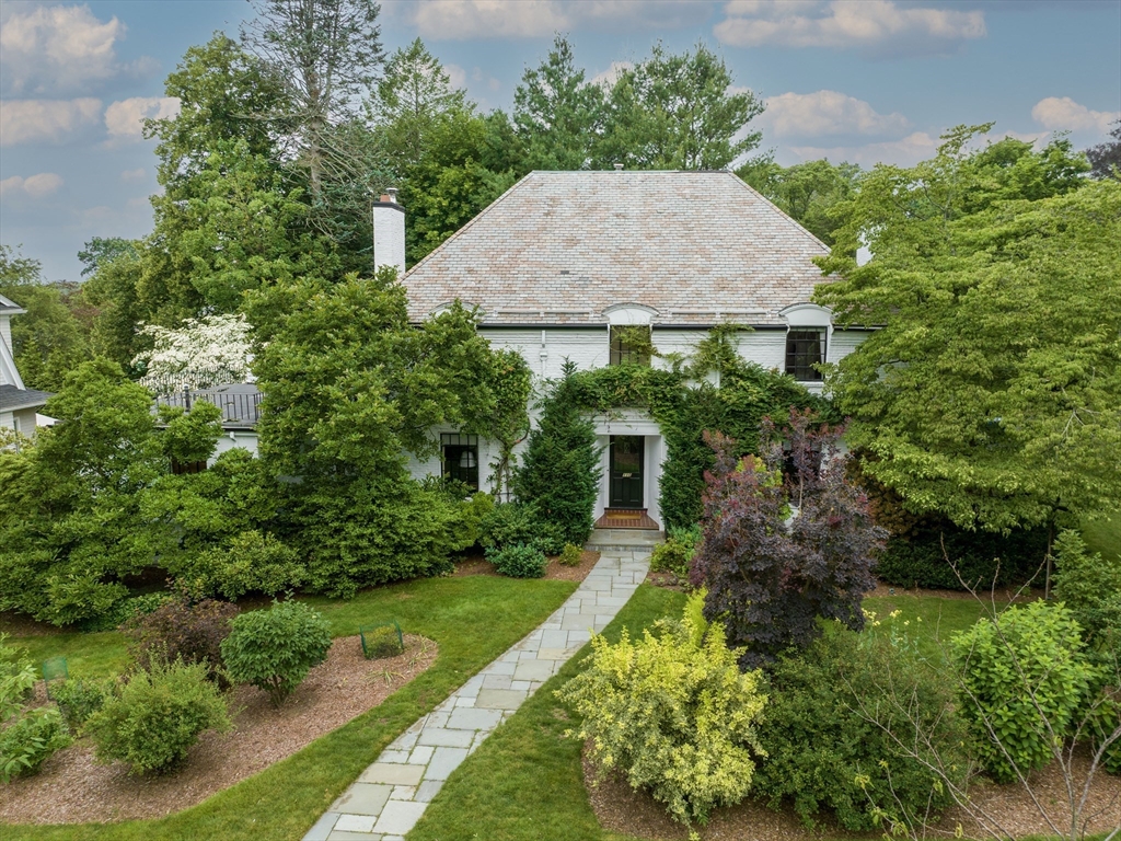 110 Pickwick Rd