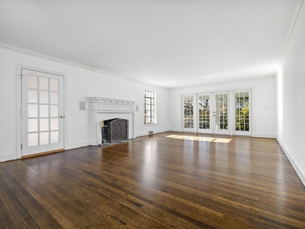 110 Pickwick Rd