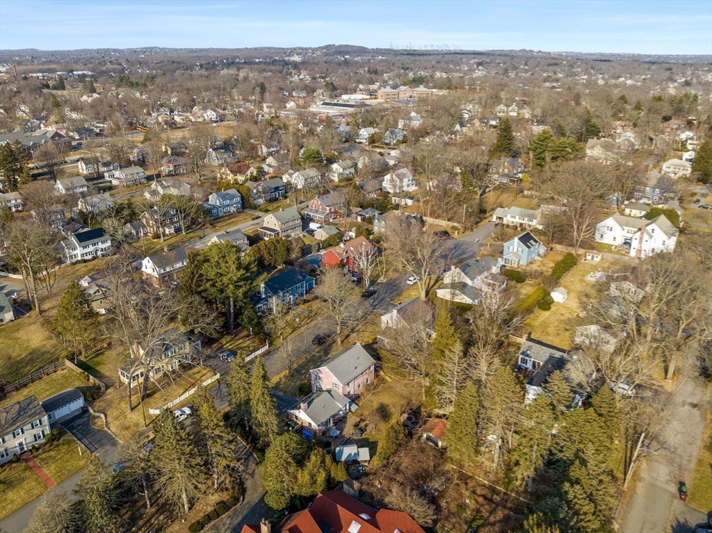 17 Puritan Ln