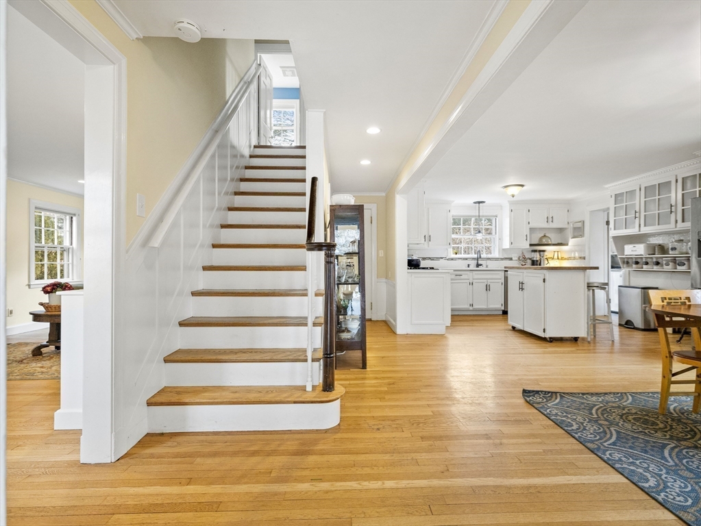 17 Puritan Ln