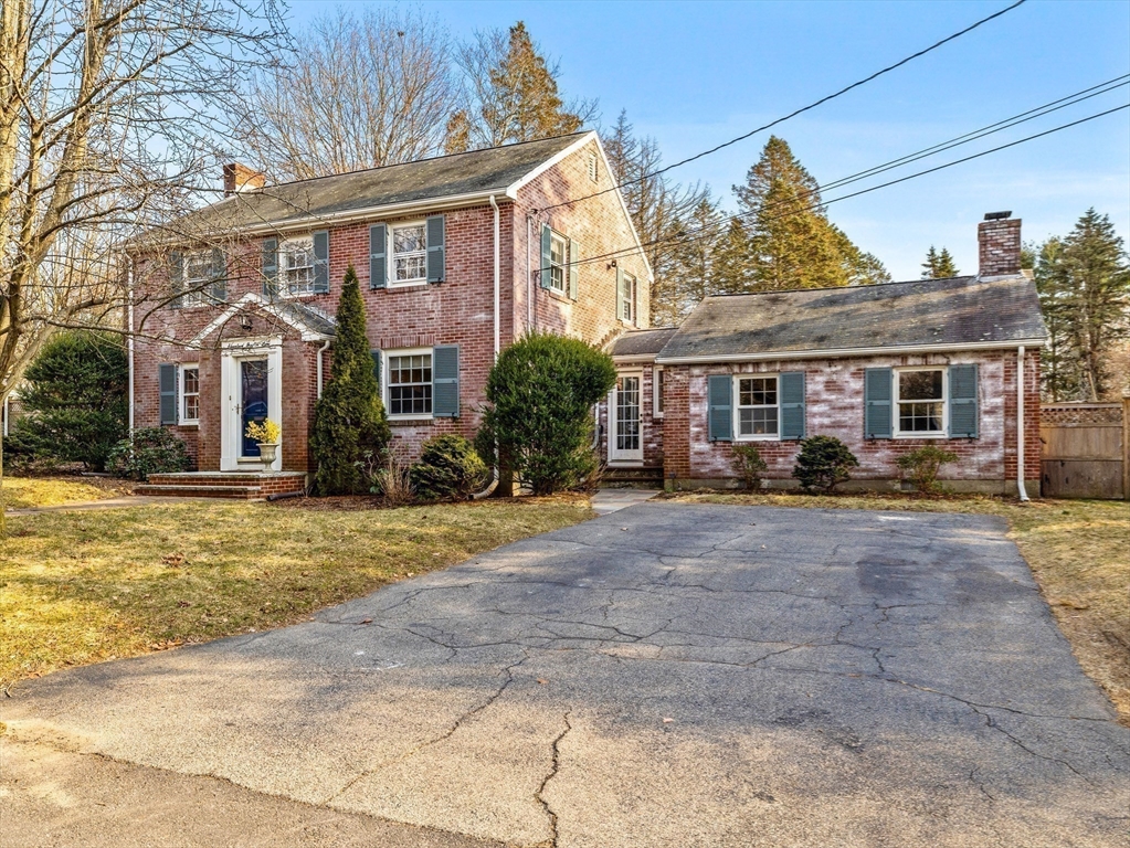 17 Puritan Ln