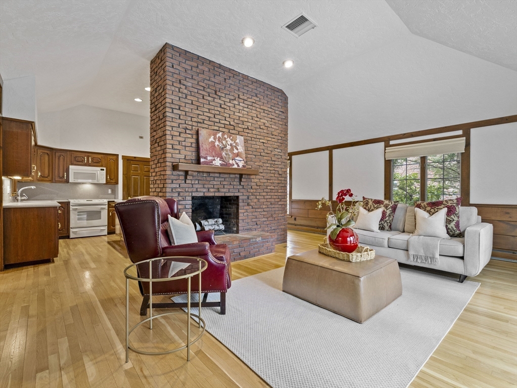 40 Audubon Rd
