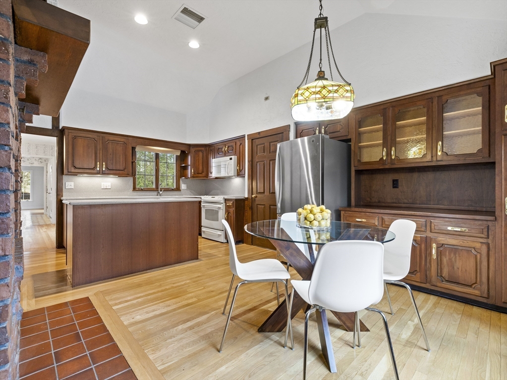 40 Audubon Rd