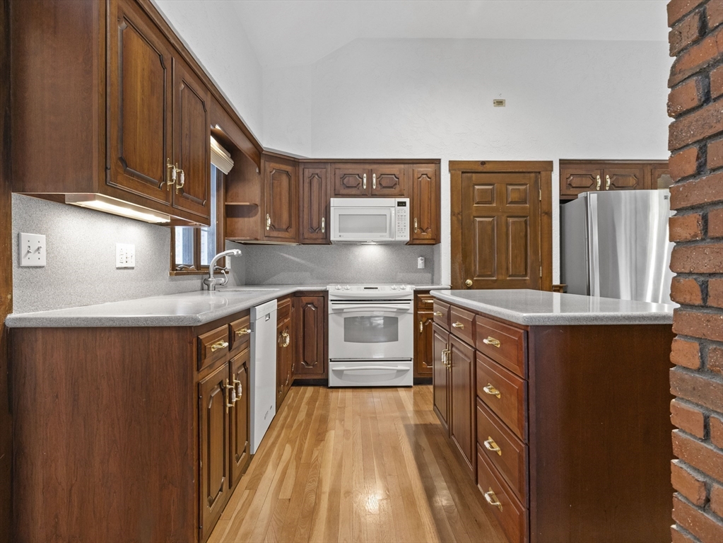 40 Audubon Rd