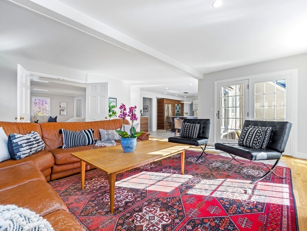 3 High Meadow Cir