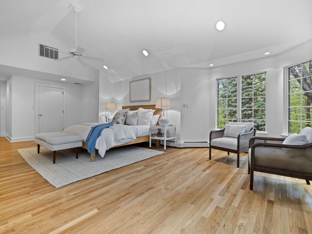 37 Hillside Rd
