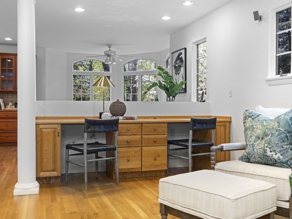 37 Hillside Rd