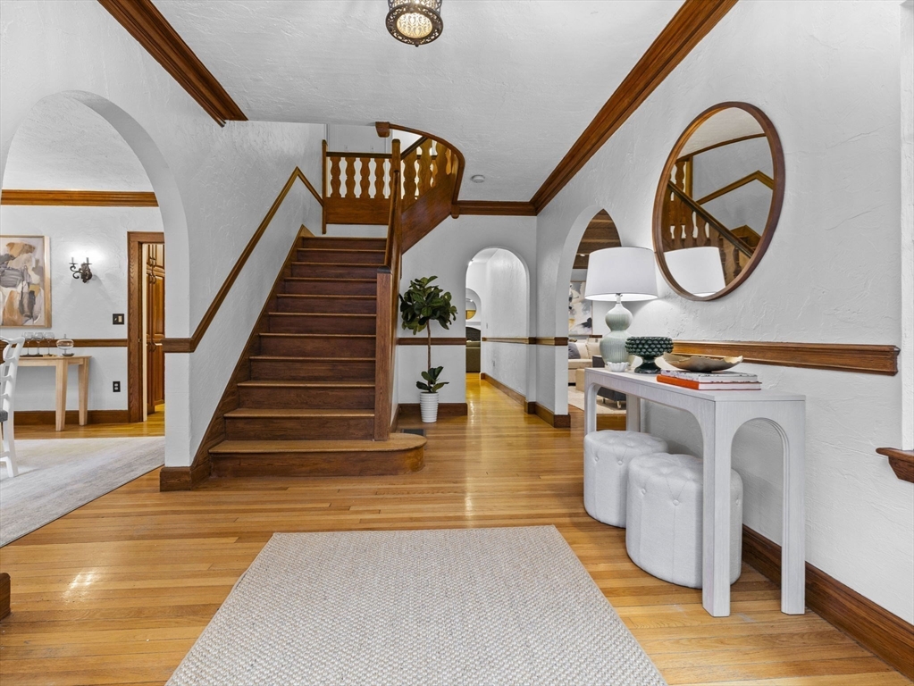 37 Hillside Rd