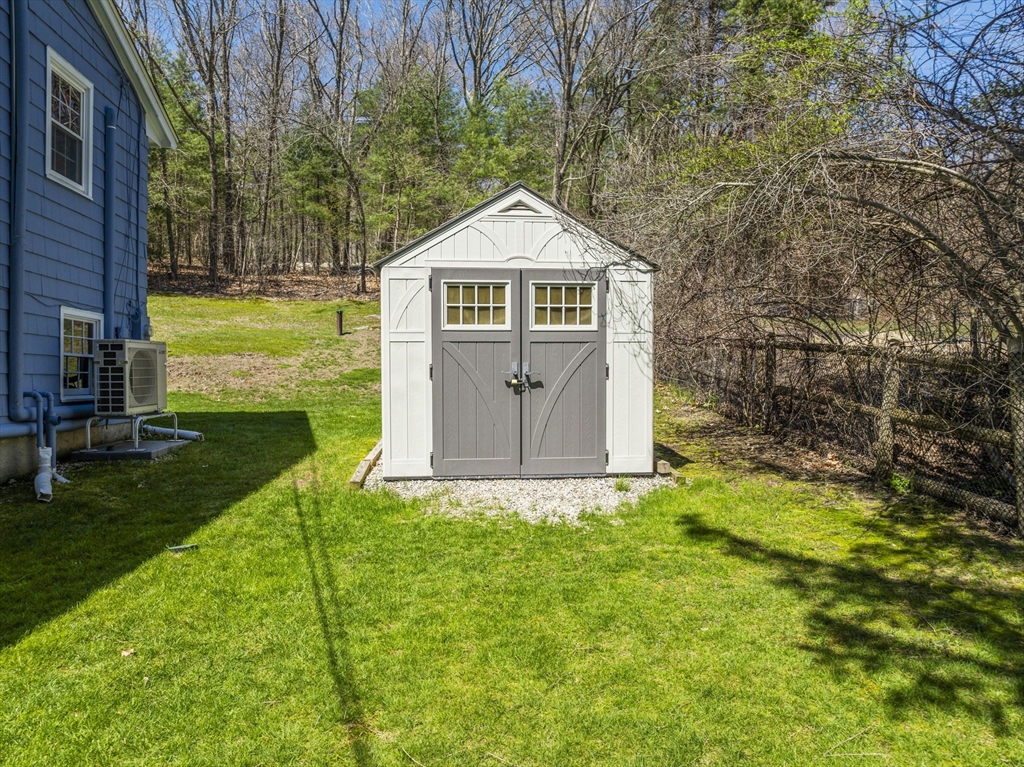 460 Parmenter Rd