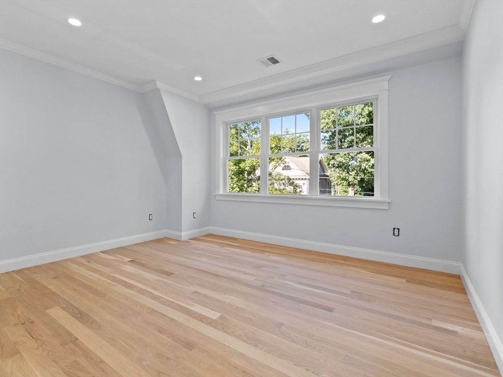 14 Oakencroft Road
