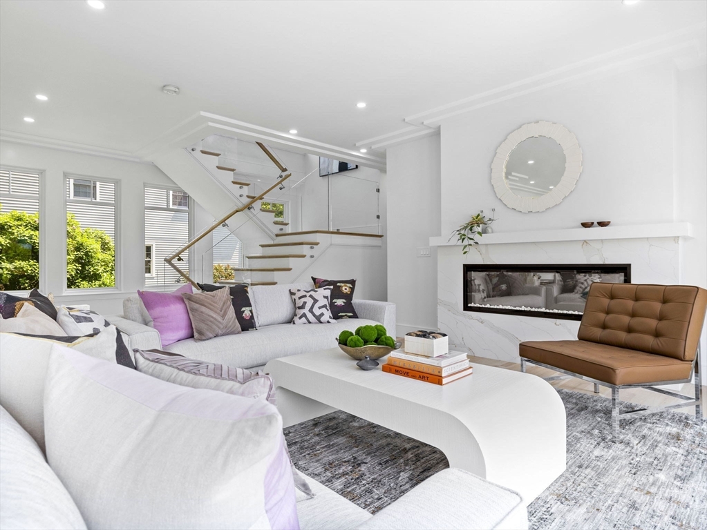 23 Lawrence Rd
