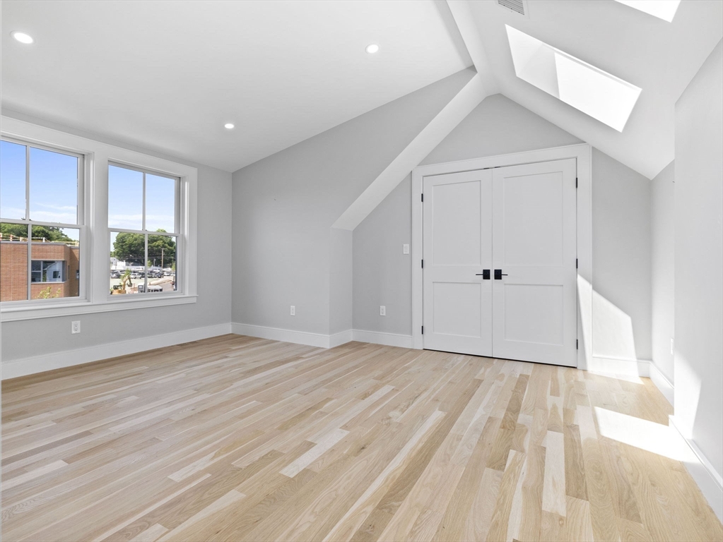 23 Lawrence Rd