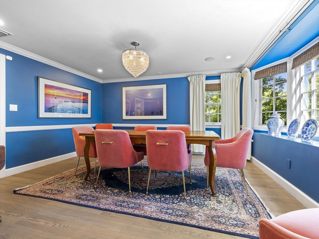21 Sterling Rd