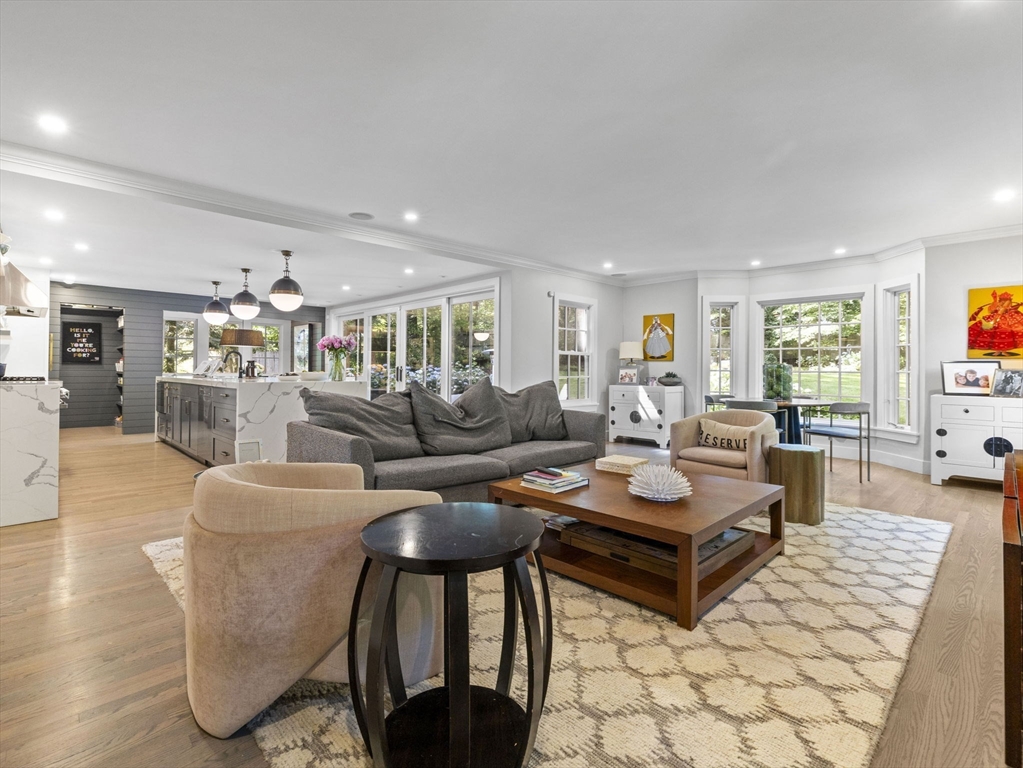 21 Sterling Rd