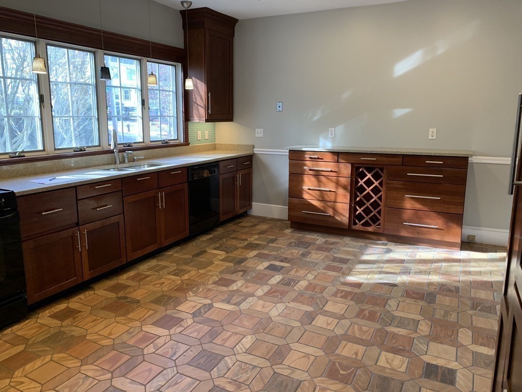 87 Montclair # 1