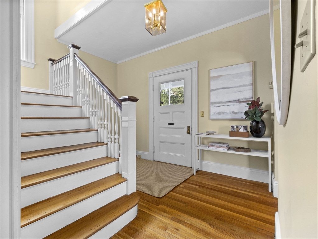 324 Linden St
