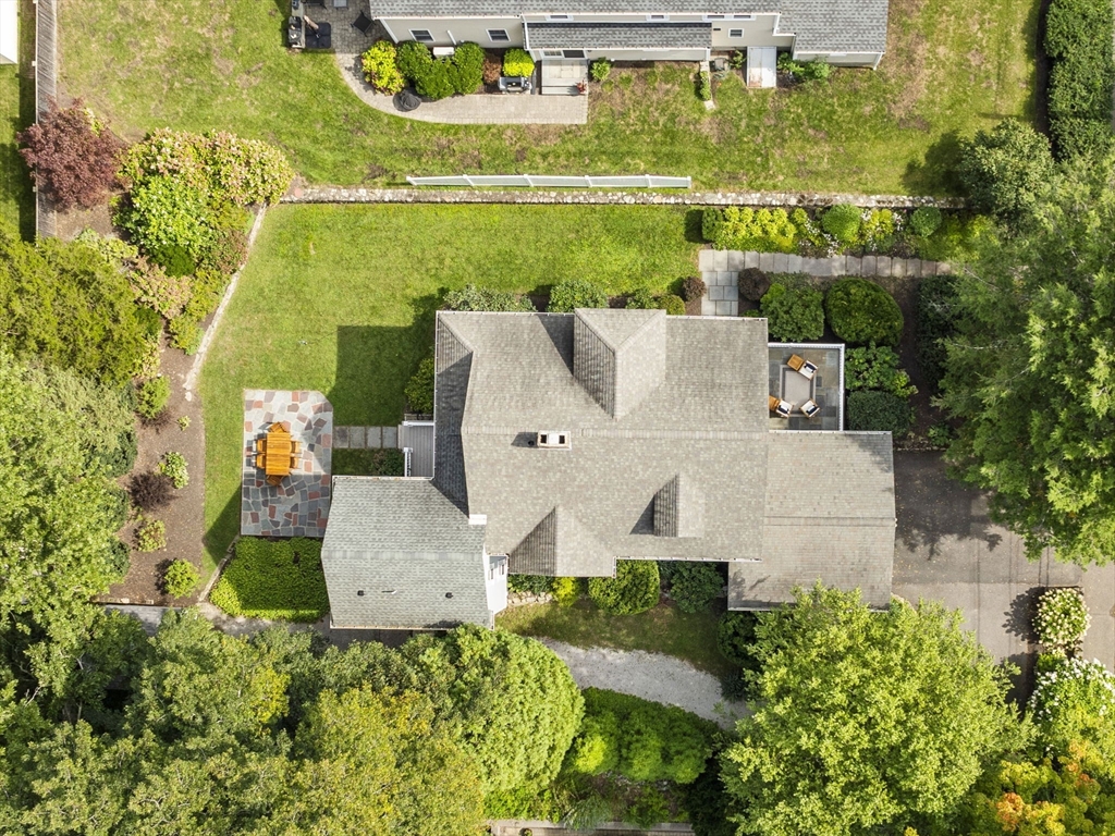324 Linden St