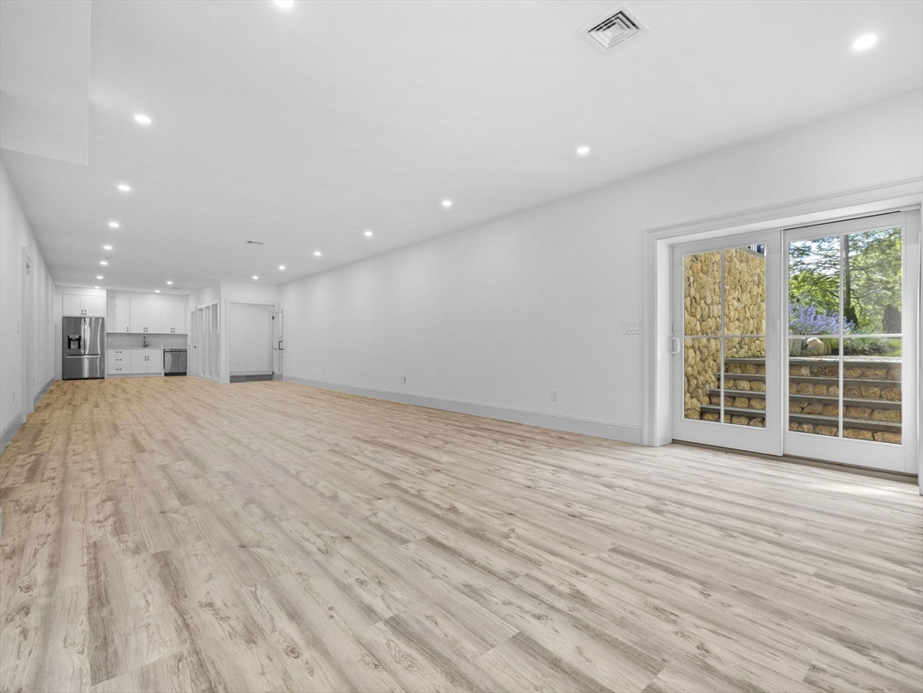 38 Old Farm Rd