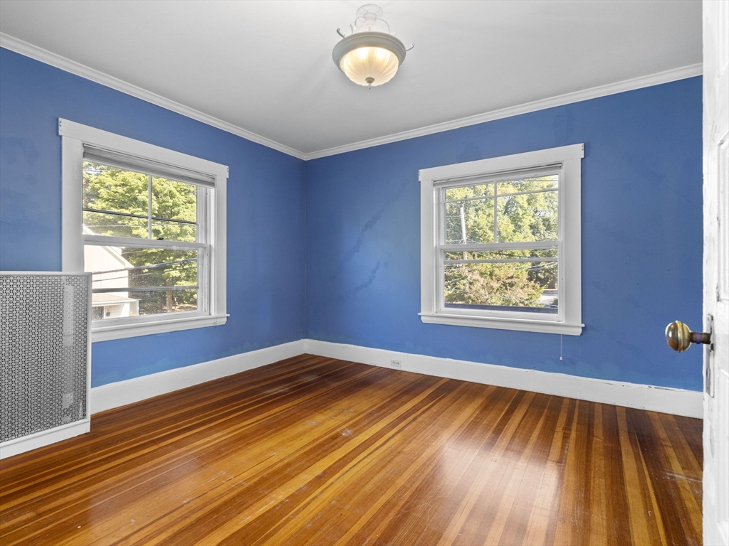 24 Hampden St