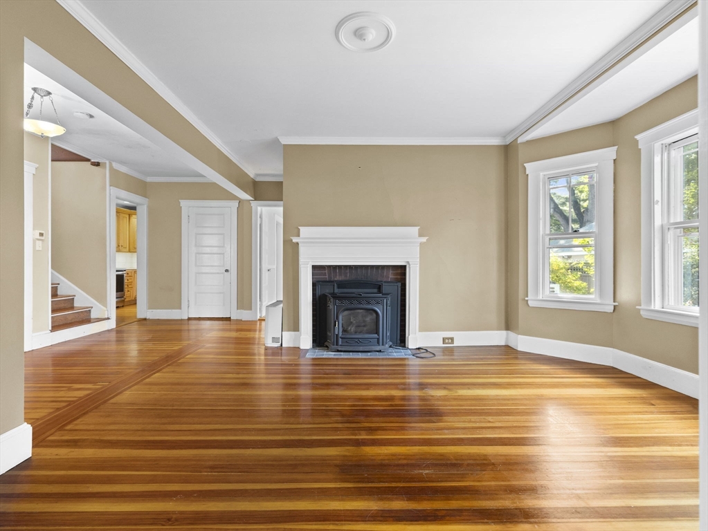 24 Hampden St
