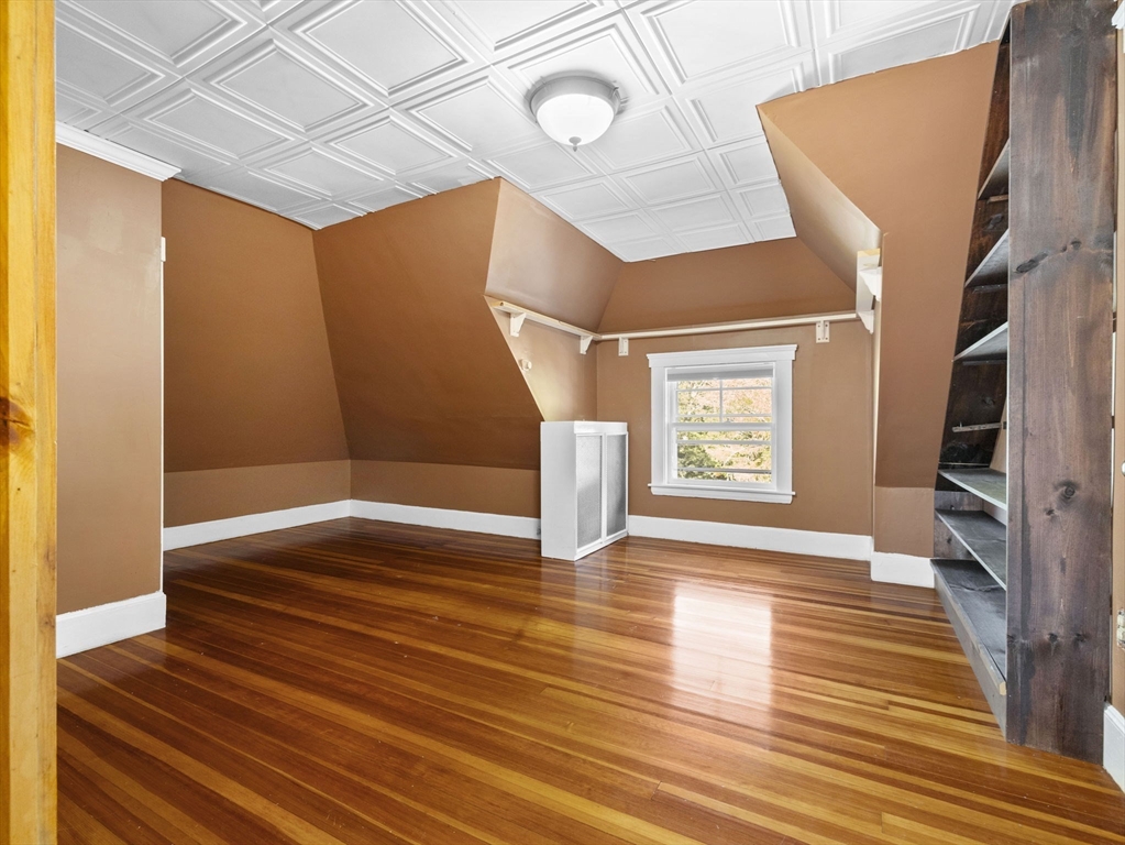 24 Hampden St