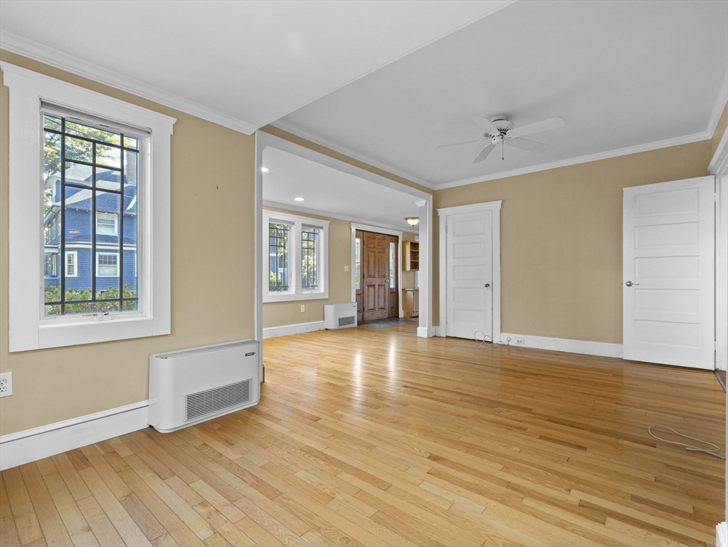24 Hampden St