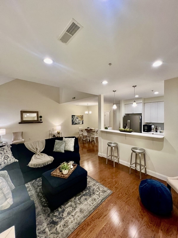 70 Endicott St # 102