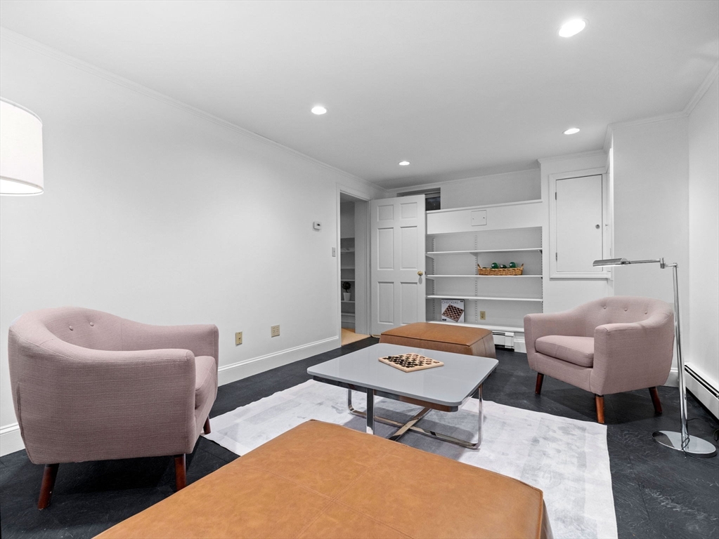 47 Colburn Rd