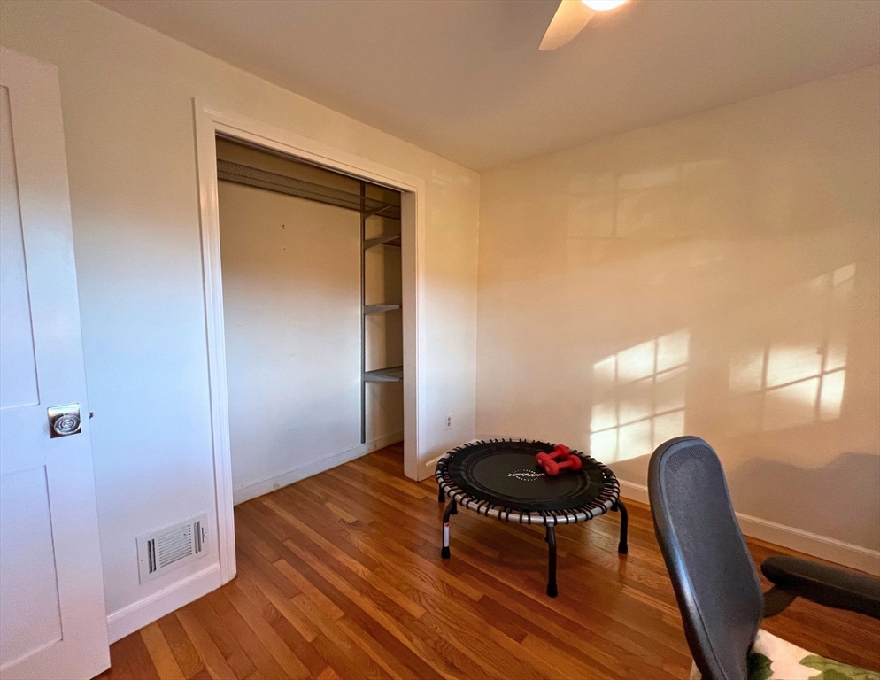 63 Linden St # 9
