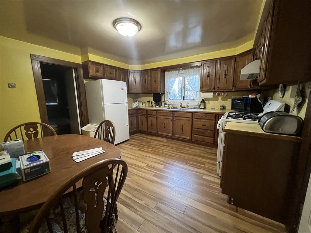 46 Upson Rd