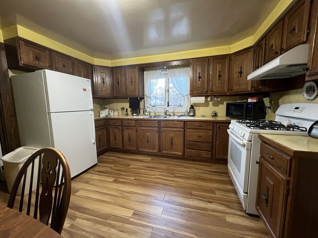 46 Upson Rd