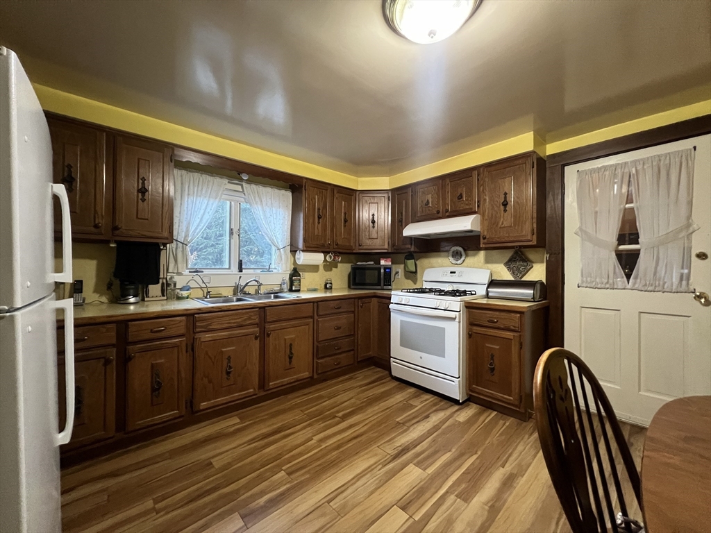 46 Upson Rd