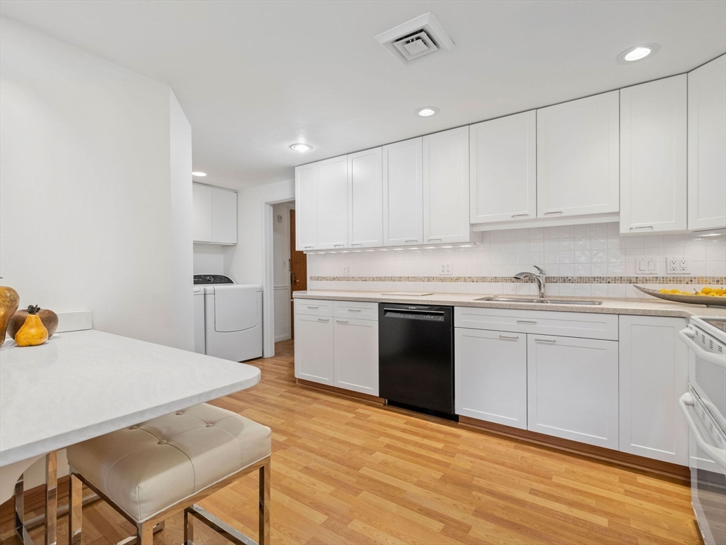 65 Grove St # 342