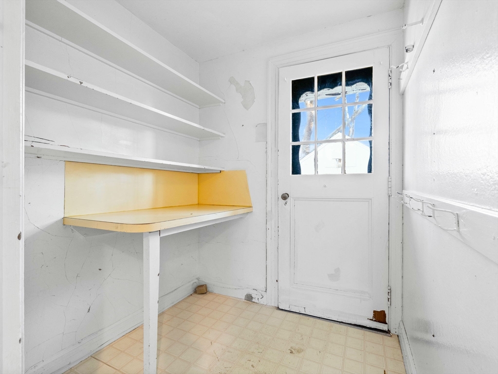17 Midland Rd