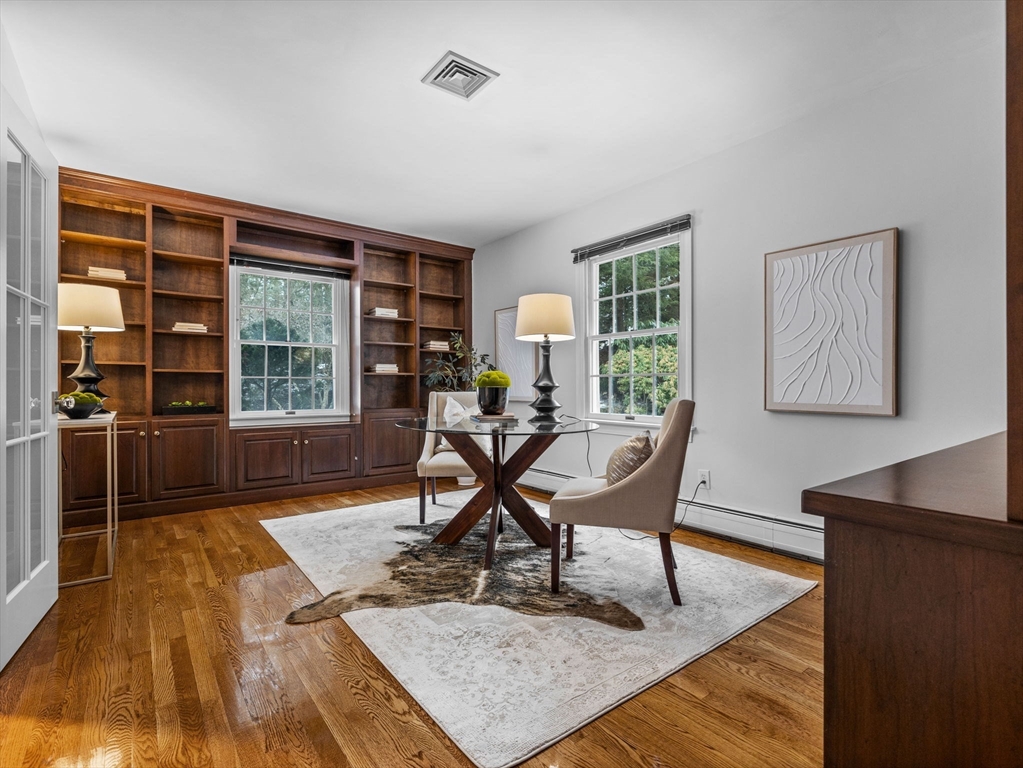 10 Livingston Rd