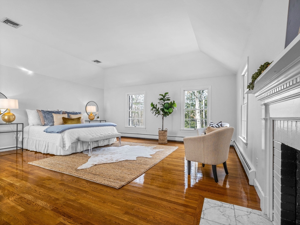 10 Livingston Rd