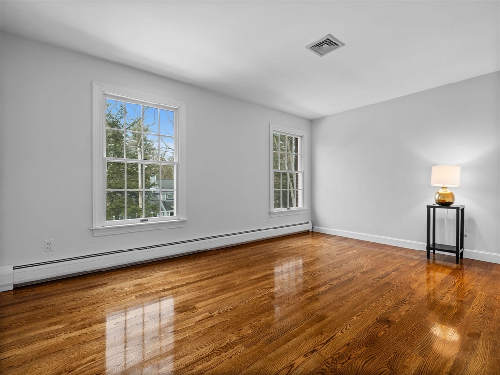10 Livingston Rd