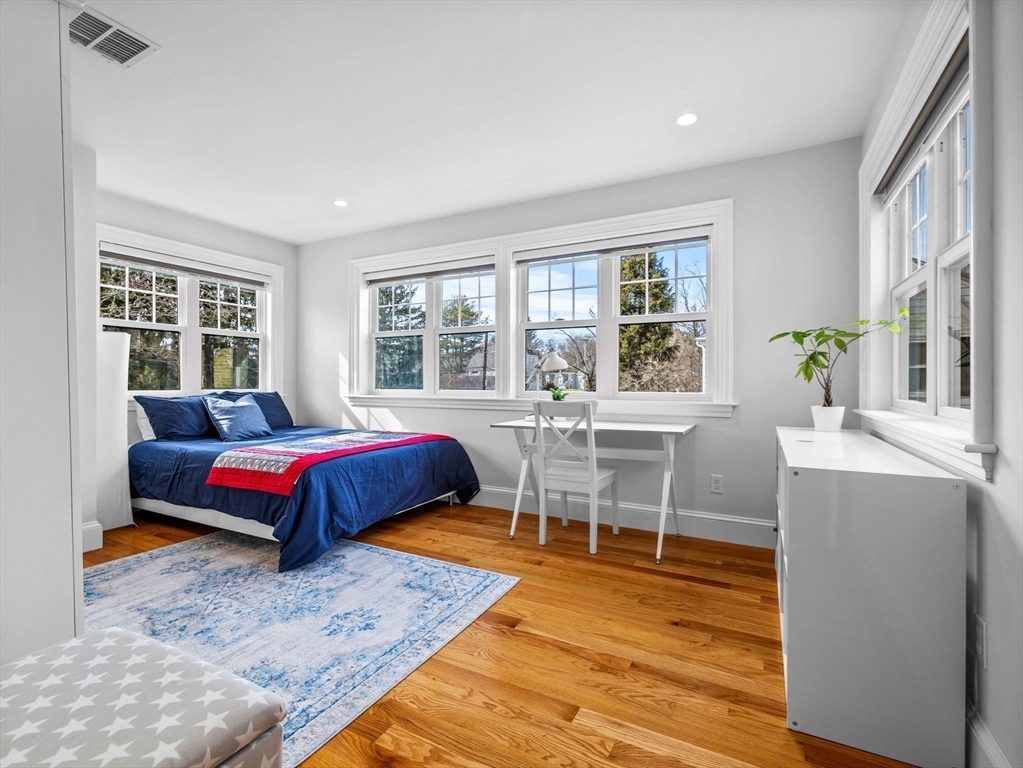 79 Donizetti St