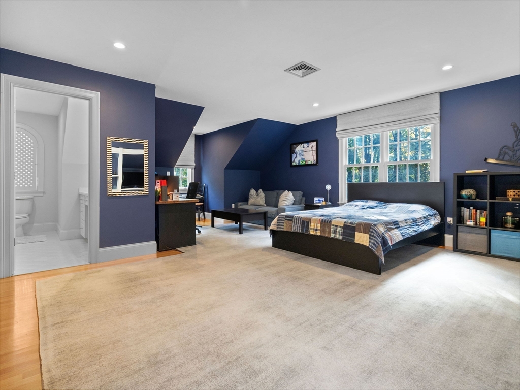 5 Sabrina Rd