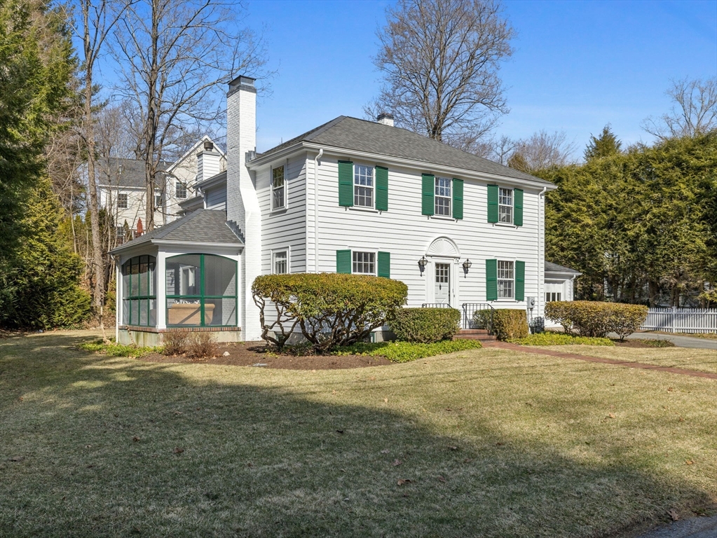 75 Leighton Rd