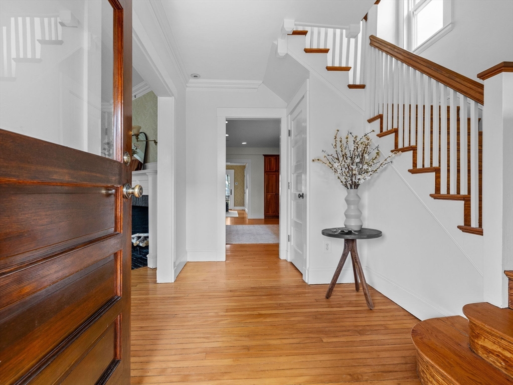 4 Middlesex St